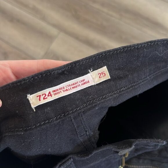 724 High Rise Straight Crop in Black PixelLEVI'S size 25 - Picture 3 of 6